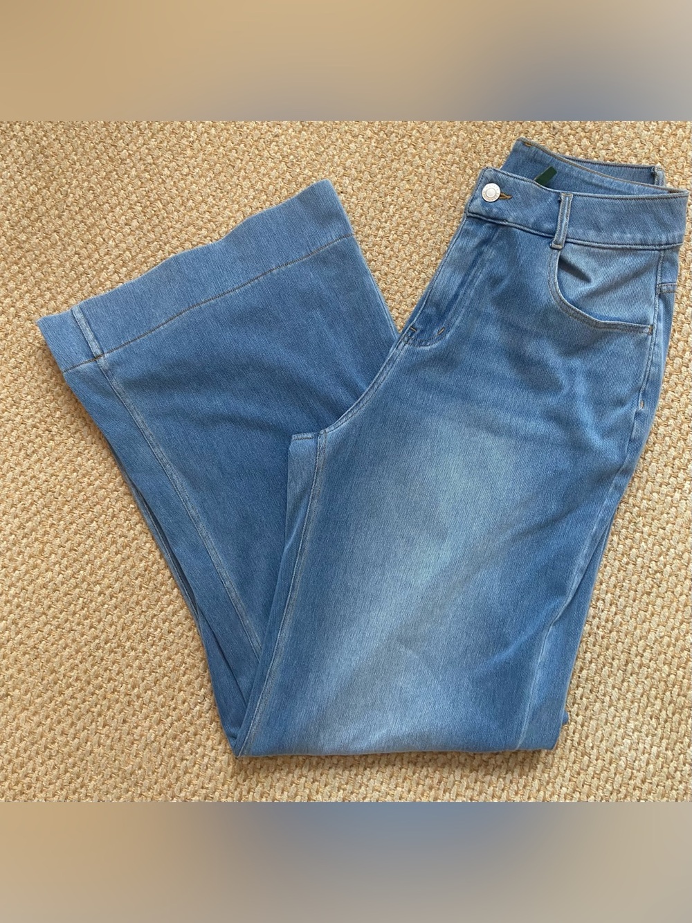 HALARA Light Blue High-Rise Flared Jeans Size Small